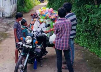 കൊഴിഞ്ഞു പോയ തലമുടി 100ഗ്രാമിന് നൂറു രൂപ പുതിയ കച്ചവടവുമായി തമിഴ് സംസാരിക്കുന്നവർ.
