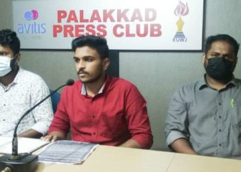 വിദ്യാര്‍ത്ഥി നേതാക്കളുടെ അന്യായ തടങ്കലിനെതിരേ രാജ് ഭവന്‍ മാര്‍ച്ച്