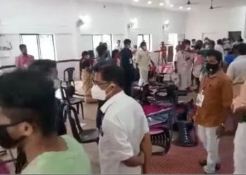 സിപിഎം ലോക്കൽ സമ്മേളനത്തിൽ കൂട്ടത്തല്ല്