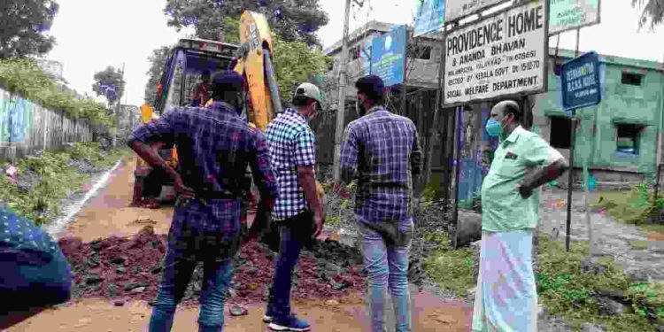 കോൺവൻ്റ് റോഡ് പുന:ർ നിർമ്മാണം ആരംഭിച്ചു.