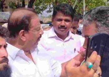 ​ഗോ​വി​ന്ദാ​പു​രം അ​ബേ​ദ്ക​ര്‍ കോ​ള​നി ദ​ളി​ത് സം​ര​ക്ഷ​ണ സ​മി​തി  അ​നി​ശ്ചി​ത കാ​ല കു​ടി​ല്‍ കെ​ട്ടി സ​മ​രം പാ​ര്‍​ട്ടി ഏ​റ്റെ​ടു​ത്ത​താ​യി കെ.​സു​ധാ​ക​ര​ന്‍