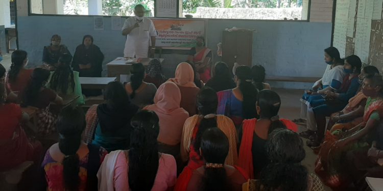 സർവ്വോദയ സംഘം ഖാദി തൊഴിലാളികളുടെ തൊഴിലും വേതനവും പ്രതിസന്ധിയിൽ