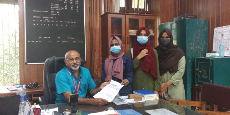 ഡിഗ്രി സീറ്റ് വർധന: നിവേദനം നൽകി