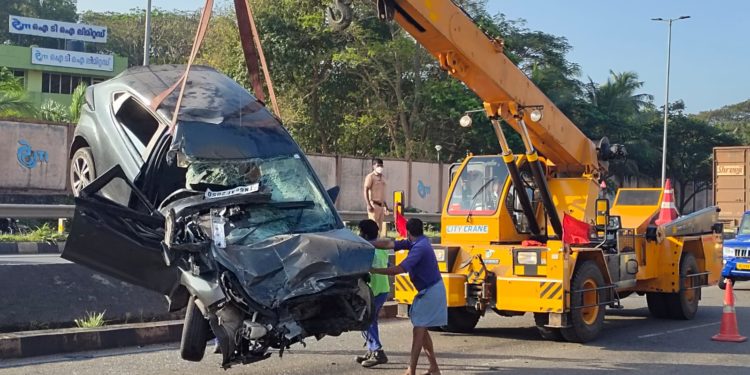 കഞ്ചിക്കോട് വാഹനാപകടം;