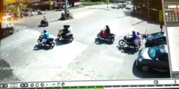 കൽമണ്ഡപം  ബൈപ്പാസിൽ വാഹനാപകടം.  യാത്രക്കാരി തലനാരിഴയ്ക്ക് രക്ഷപ്പെട്ടു.
