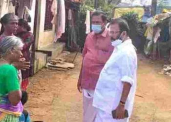 കോണ്‍ഗ്രസ് നേതാവിന് വെട്ടേറ്റു ആക്രമണത്തിന് പിന്നിൽ ബിജെപി ആണെന്ന് കോൺഗ്രസ്