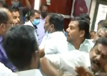 നഗരസഭയില്‍ കൗണ്‍സില്‍ യോഗത്തില്‍ സംഘര്‍ഷം.