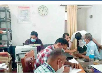 വില്ലേജ് ഓഫിസിൽ വിജിലൻസ് പരിശോധന; 50000. കൈക്കൂലി വാങ്ങിയ ഉദ്യോഗസ്ഥർ റിമാൻഡിൽ