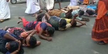 മുതലമട അബേദ്ക്കർ നിവാസികളുടെ നൂറാം ദിനം ശയനപ്രദിക്ഷണ സമരം നടത്തി