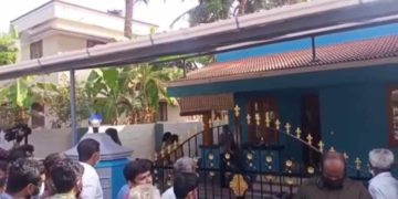 ഭാര്യയെയും ഭർത്താവിനെയും വീട്ടിനുള്ളിൽ മരിച്ചനിലയിൽ കണ്ടെത്തി