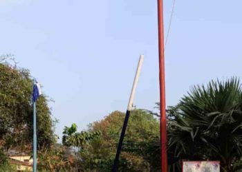 വിക്ടോറിയ കോളേജിൽ കൊടിമരവും ചുമരെഴുത്തുകളും നശിപ്പിക്കപ്പെട്ട നിലയിൽ