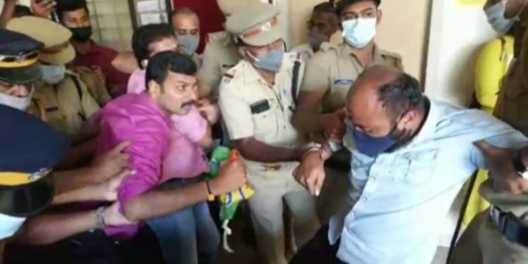 ബി.ജെ.പി.പ്രവർത്തകരെ പോലീസ് അറസ്റ്റ് ചെയ്തു