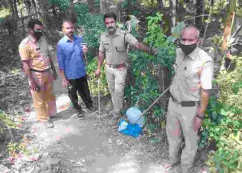 അഗളി ചാരായം വാറ്റുന്നത് കണ്ടെടുത്തു