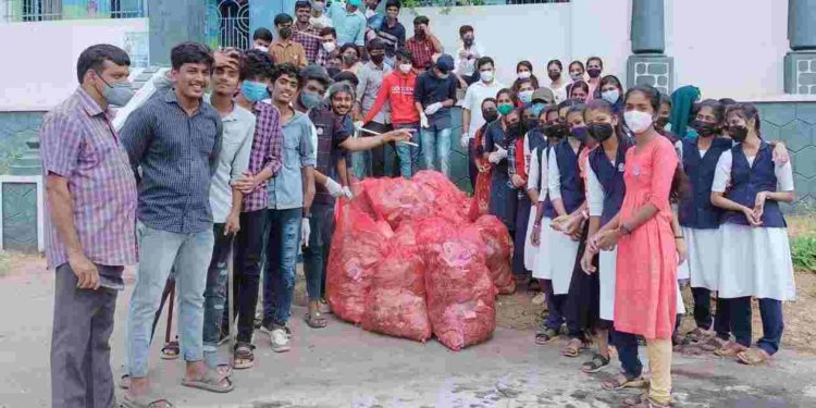 ക്ലീൻ നെന്മാറ പദ്ധതിയുമായി വിദ്യാർത്ഥികൾ രംഗത്ത്.