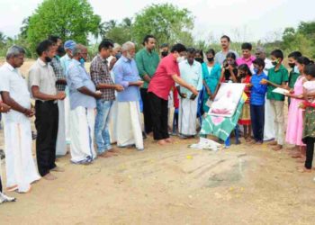 ഗാന്ധിജി സ്വദേശിയെ ദർശനവും ശാസ്ത്രവുമാക്കി പരിണമിപ്പിച്ചു.
