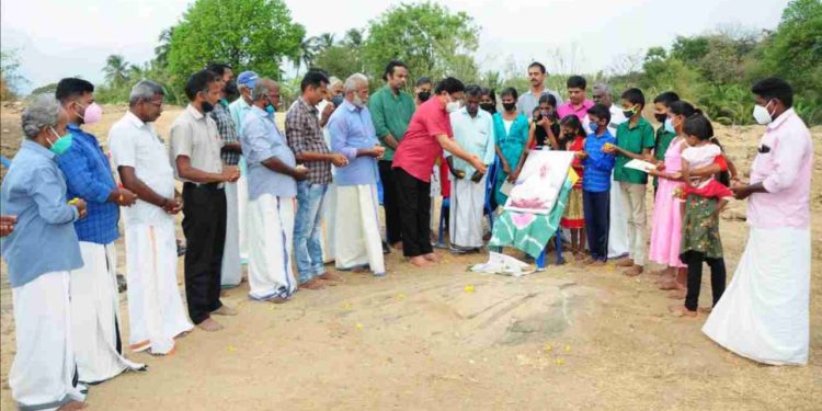 ഗാന്ധിജി സ്വദേശിയെ ദർശനവും ശാസ്ത്രവുമാക്കി പരിണമിപ്പിച്ചു.
