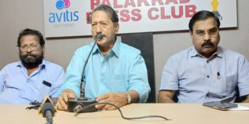 വാദ്യ പ്രവീണ പുരസ്കാരം കല്ലേ കുളങ്ങര കൃഷ്ണവാര്യർക്ക്‌.