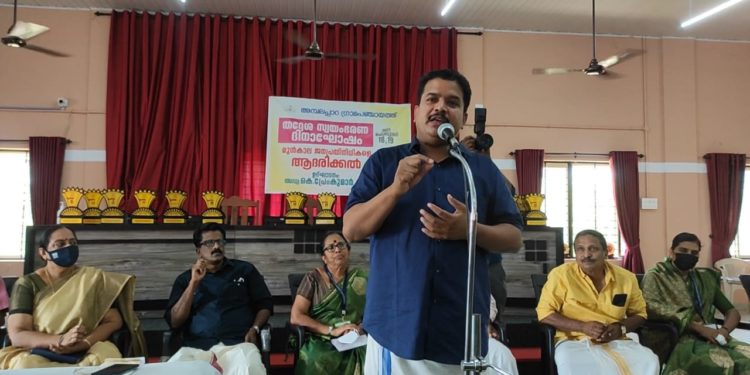 അമ്പലപ്പാറ ഗ്രാമപഞ്ചായത്തിൽ തദ്ദേശ സ്വയംഭരണ ദിനാഘോഷം സംഘടിപ്പിച്ചു