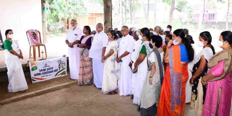 വനിതാ ഗാന്ധിദർശൻ വേദി കസ്തുർബ അനുസ്മരണം നടത്തി.