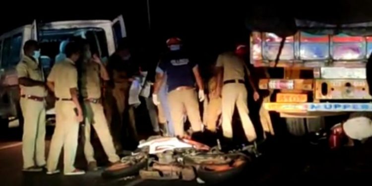 കുഴൽമന്ദത്ത് ബൈക്ക് അപകടത്തിൽ രണ്ട് യുവാക്കൾ മരിക്കാനിടയായ സംഭവം: കെ.എസ്.ആർ.ടി.സി ബസ് ഡ്രൈവറുടെ അനാസ്ഥ, ദൃശ്യം പുറത്ത്