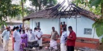 പാചക വാതകം ചോർന്ന് വീട് കത്തിനശിച്ചു