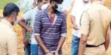 ഒറ്റപ്പാലത്ത് സു​ഹൃ​ത്തി​നെ കൊ​ന്ന് കു​ഴി​ച്ചു​മൂ​ടി​യ സം​ഭ​വ​ത്തി​ല്‍ കൊ​ല​ക്ക് ഉ​പ​യോ​ഗി​ച്ച ക​ത്തി​ കണ്ടെടുത്തു