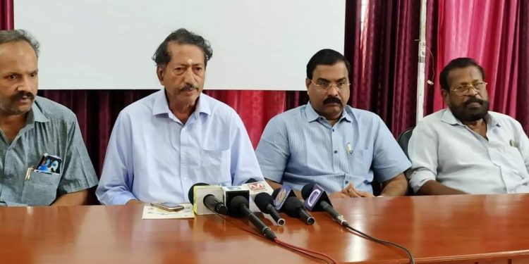 പൈതൃക പ്രസിദ്ധമായ  മണ്ണാർക്കാട് പൂരം മാർച്ച് 10 ന് 