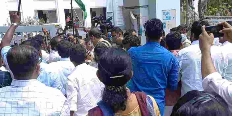 യു.ഡി.എഫ്. നഗരസഭ മാർച്ച് അക്രമാസക്ത്മായി.