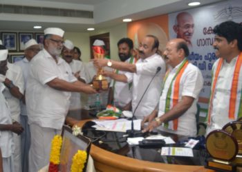 കെ.പി.ജി.ഡി.ഗാന്ധിയൻ പുരസ്ക്കാരം പാലക്കാട് ജില്ലക്ക്