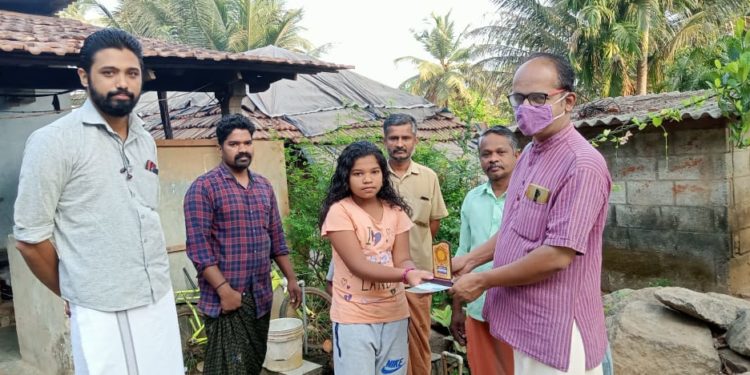 LSS പരീക്ഷയില്‍ വിജയിച്ച കുട്ടികളെ അനുമോദിച്ചു.