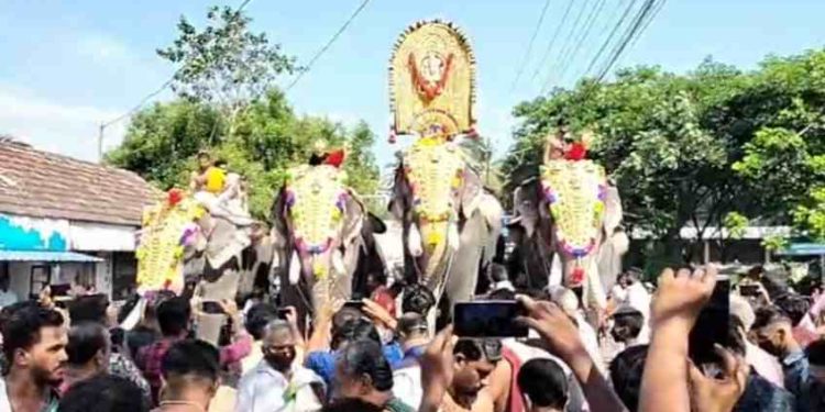 മണപ്പുള്ളിക്കാവ് വേല ഇന്ന്