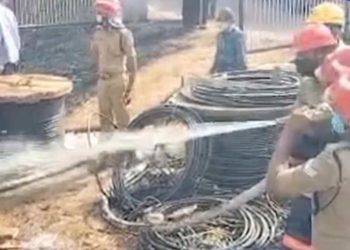 ഒലവക്കോട് കെഎസ്ഇബി സബ്സ്റ്റേഷനിൽ വൻ തീപിടുത്തം ലക്ഷങ്ങളുടെ നഷ്ടം