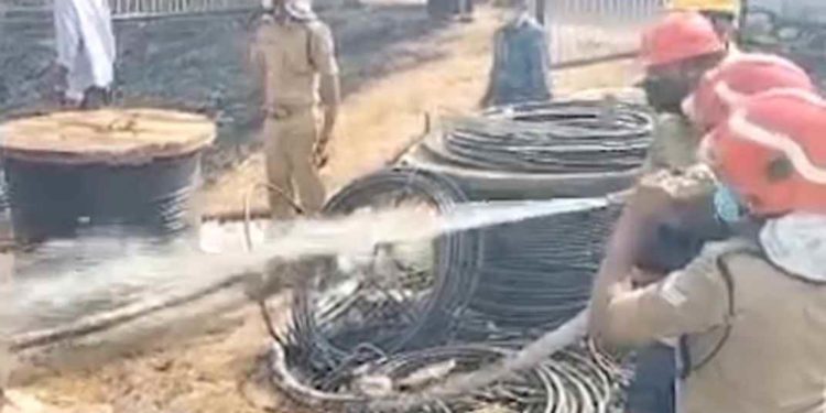 ഒലവക്കോട് കെഎസ്ഇബി സബ്സ്റ്റേഷനിൽ വൻ തീപിടുത്തം ലക്ഷങ്ങളുടെ നഷ്ടം