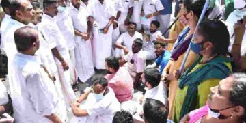 യു ഡി എഫ് പ്രധിഷേധ മാർച്ച നടത്തി
