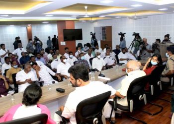 സംഘർഷാവസ്ഥ സാമുദായികമല്ല മറിച്ച് സംഘടനാ തലത്തിലുള്ളതെന്ന് സർവ്വ കക്ഷിയോഗം