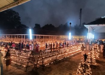 ചരിത്രത്തിലിടം നേടിയ “തൃപ്പല്ലാവൂർ ശിവക്ഷേത്രത്തിൽ” ചരിത്രത്തിലാദ്യമായി ലക്ഷദീപസമർപ്പണം നടത്തി.