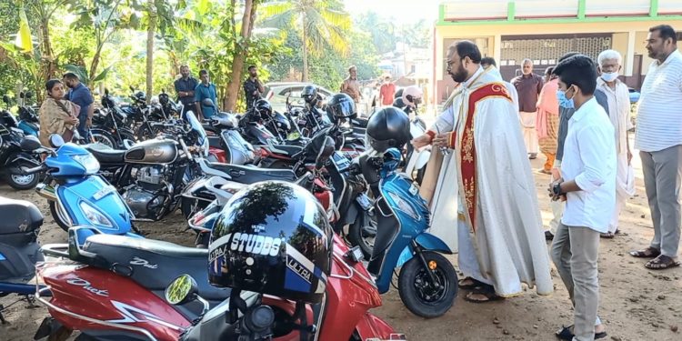 ദു:ഖ ശനി ആചരിച്ചു.