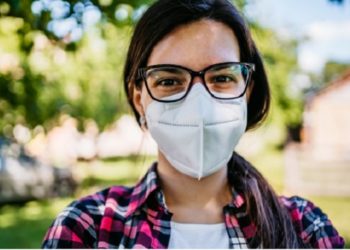 വീണ്ടും മാസ്ക് നിർബന്ധമാക്കി