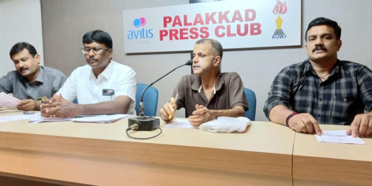 ക്ഷീര കർഷകരെ സംരക്ഷിക്കുന്നതിൽ സർക്കാർ പരാജയമെന്ന്  ഫാർമേഴ്സ് അസോസിയേഷൻ