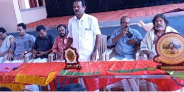 യാത്രയയപ്പ് നൽകി.