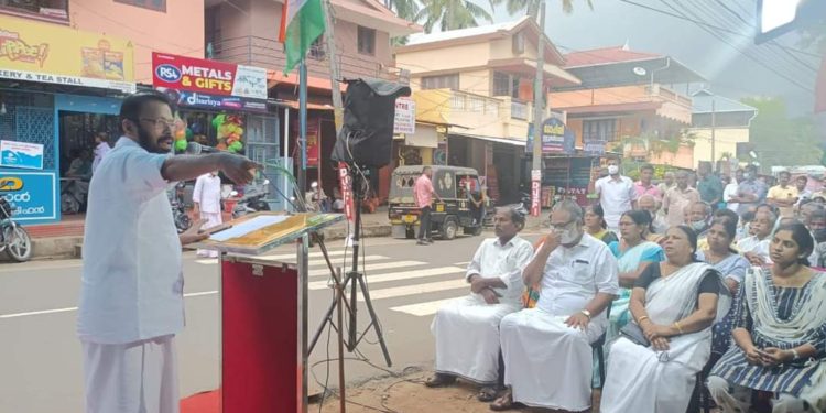 അകത്തേതറ സർവ്വീസ് സഹകരണ ബാങ്ക് ഇലക്ഷൻ കോൺഗ്രസ് പാനലിന് വിജയം