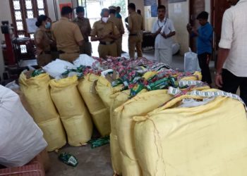 575 കിലോ നിരോധിത പുകയില ഉദ്പന്നങ്ങൾ പിടികൂടി.