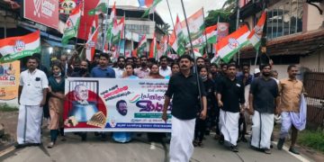 മുഖ്യമന്ത്രി രാജിവക്കണമെന്നാവശ്യപ്പെട്ടുകൊണ്ടും, നെന്മാറ എം എൽ എ  മാപ്പു പറയണമെന്നും ആവശ്യപ്പെട്ടുകൊണ്ടും  കോൺഗ്രസ് നെന്മാറ ടൗണിൽ പ്രതിഷേധമാർച്ച്  നടത്തി.