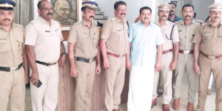 ഒറ്റപ്പാലം  ഏറ്റവും മികച്ച പോലീസ് സ്റ്റേഷൻ