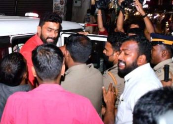 പിണറായിയുടെ രാജി ആവശ്യപ്പെട്ട്  യുവമോർച്ച മാർച്ചിൽ സംഘർഷം