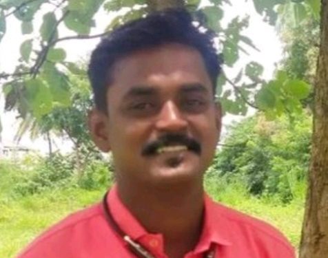 കുളിമുറിയിൽ ഒളി ക്യാമറ വെച്ചു; സിപിഎം ബ്രാഞ്ച് സെക്രട്ടറി ഒളിവിൽ