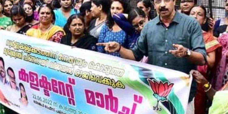 പിണറായി രാജിവെച്ച് അന്വേഷണം നേരിടണമെന്ന് സി. കൃഷ്ണകുമാർ