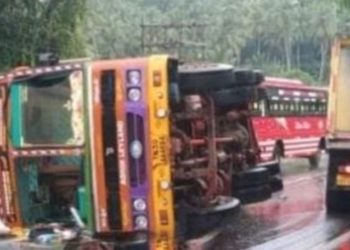 തച്ചമ്പാറയിൽ വാഹനാപകടം