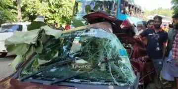 വാഹനാപകടം: രണ്ടുപേർ മരിച്ചു