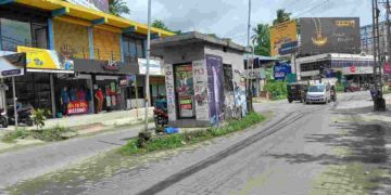 ടോൾ ബൂത്തുകൾ നോക്കുകുത്തികൾ